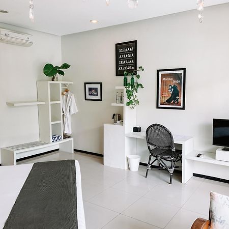 فندق Casa Artista By Kresna Hospitality سمينياك المظهر الخارجي الصورة