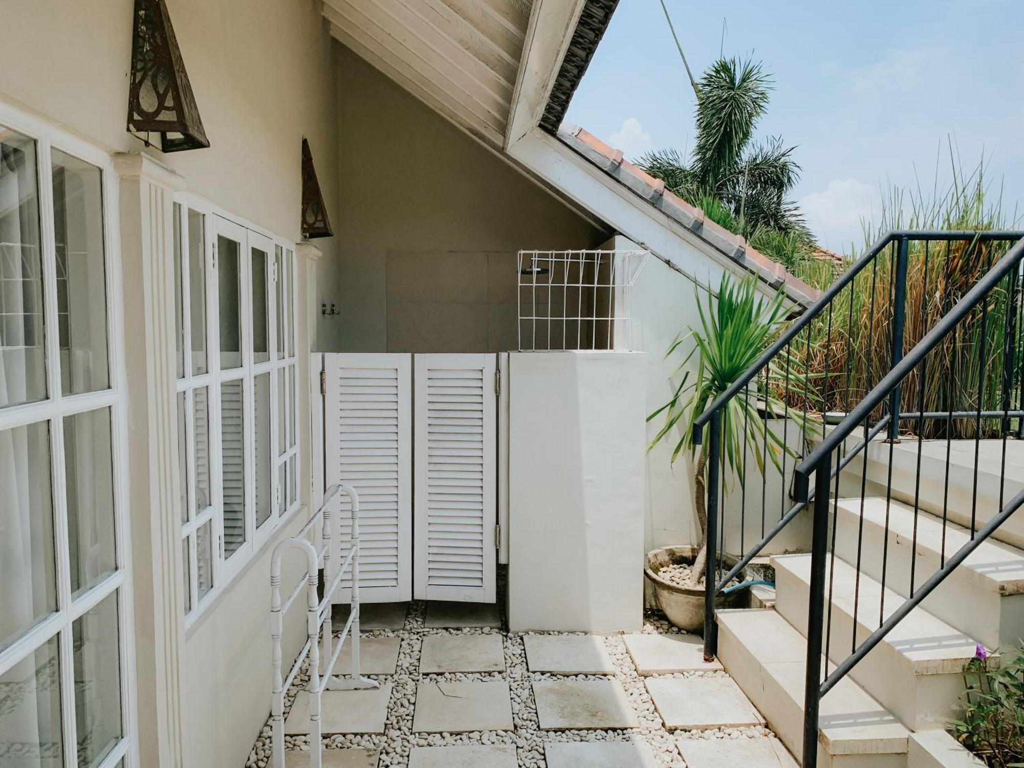 فندق Casa Artista By Kresna Hospitality سمينياك المظهر الخارجي الصورة