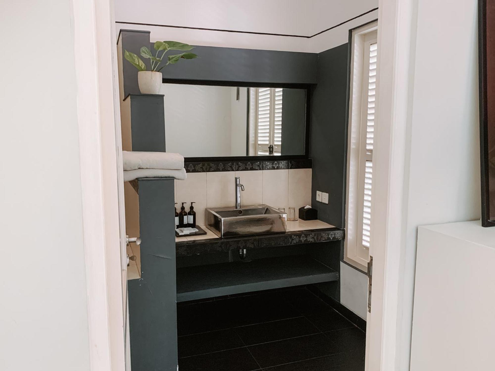 فندق Casa Artista By Kresna Hospitality سمينياك المظهر الخارجي الصورة